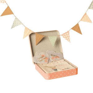 Happy day set - caja metal con servilletas y guirnalda