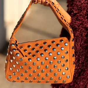 BOLSO TACHAS MALTA CAMEL