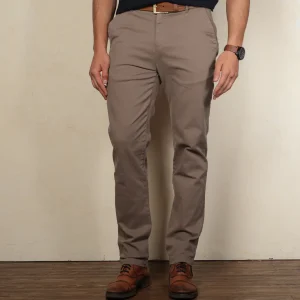 Pantalón Clásico Color Taupe Ref. 111031025