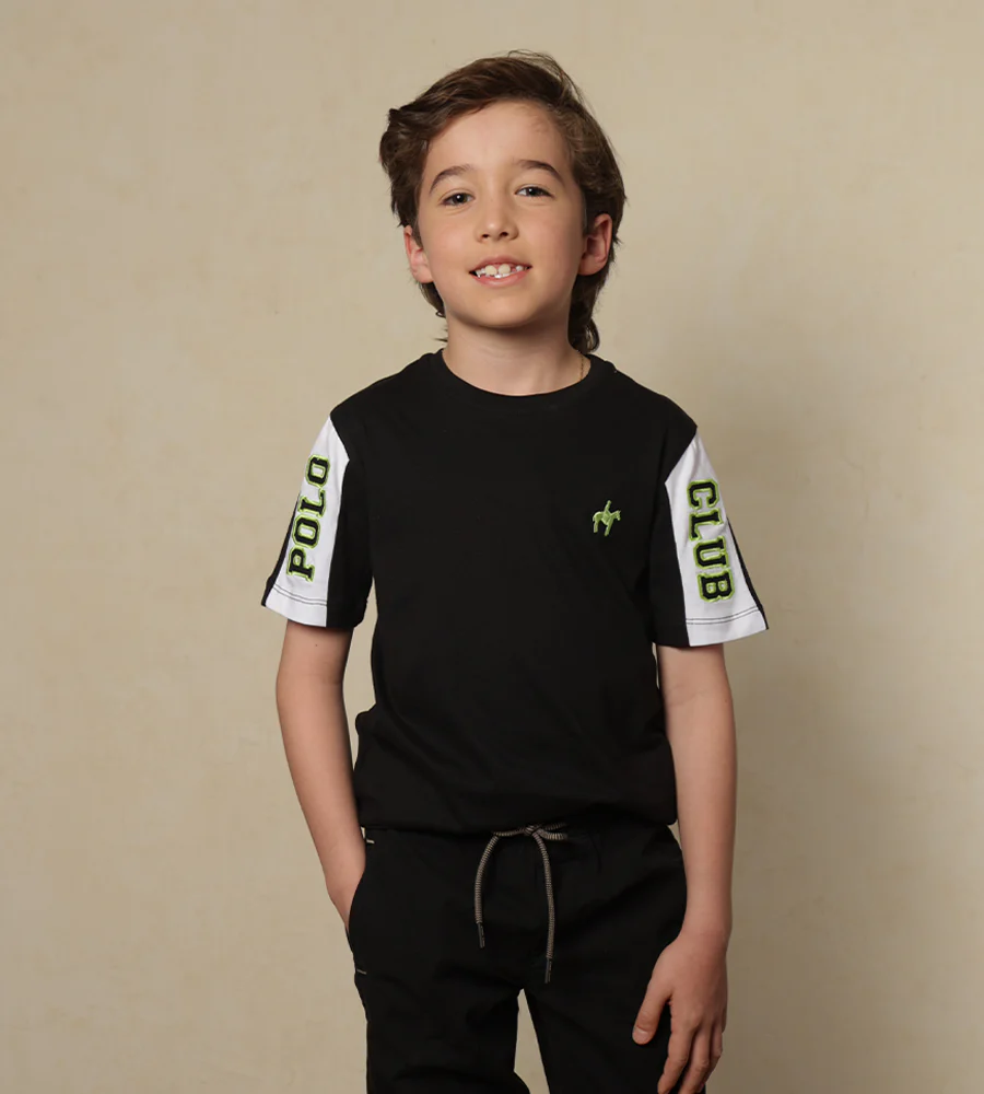 | Kids | Camiseta Bordada Bloques Color Negro Ref. 249020625