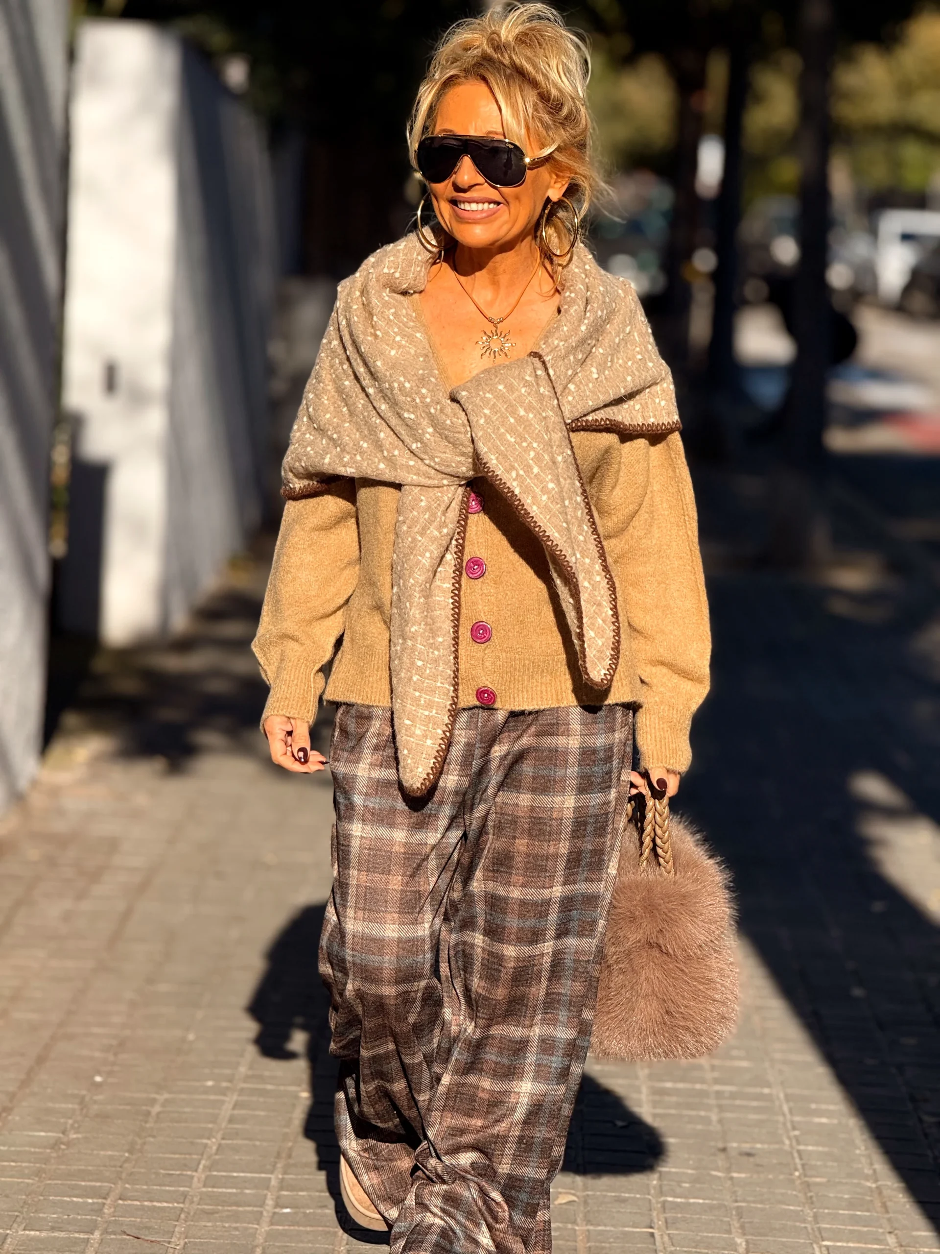 PANTALON CUADROS NOAH MARRÓN - Imagen 7