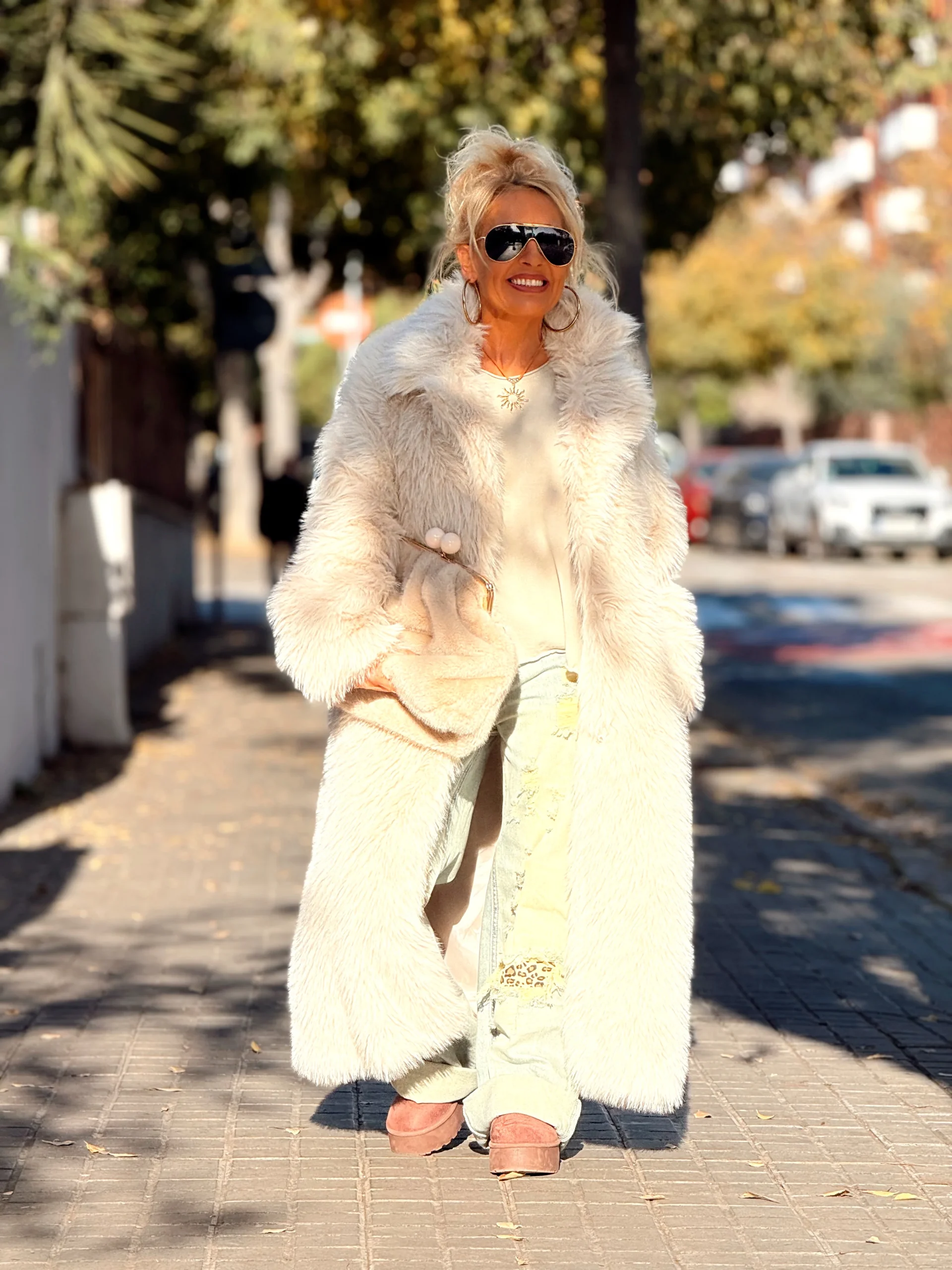 ABRIGO PELO SINTÉTICO OVERSIZE JULIA MULTICOLOR - Imagen 4