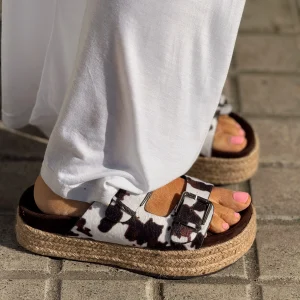 SANDALIAS PLATAFORMA VACA BLANCO-MARRÓN