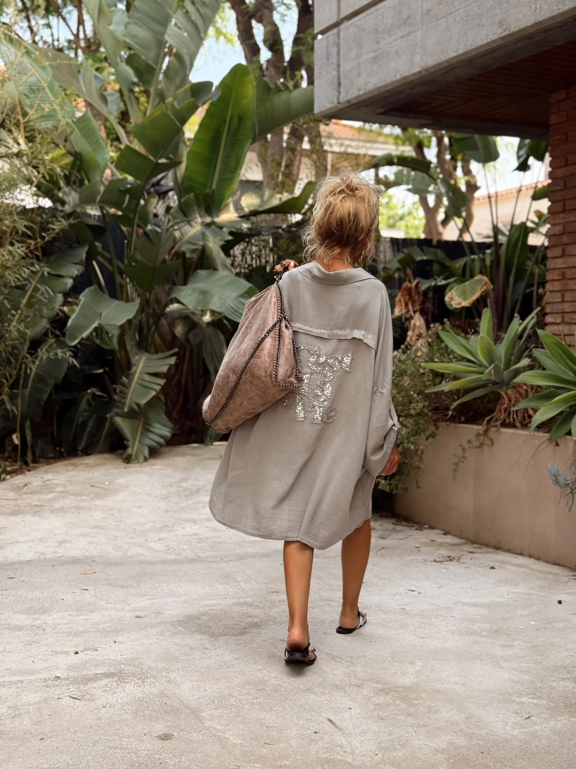 CAMISA OVERSIZE C’EST LA VIE TOPO - Imagen 3