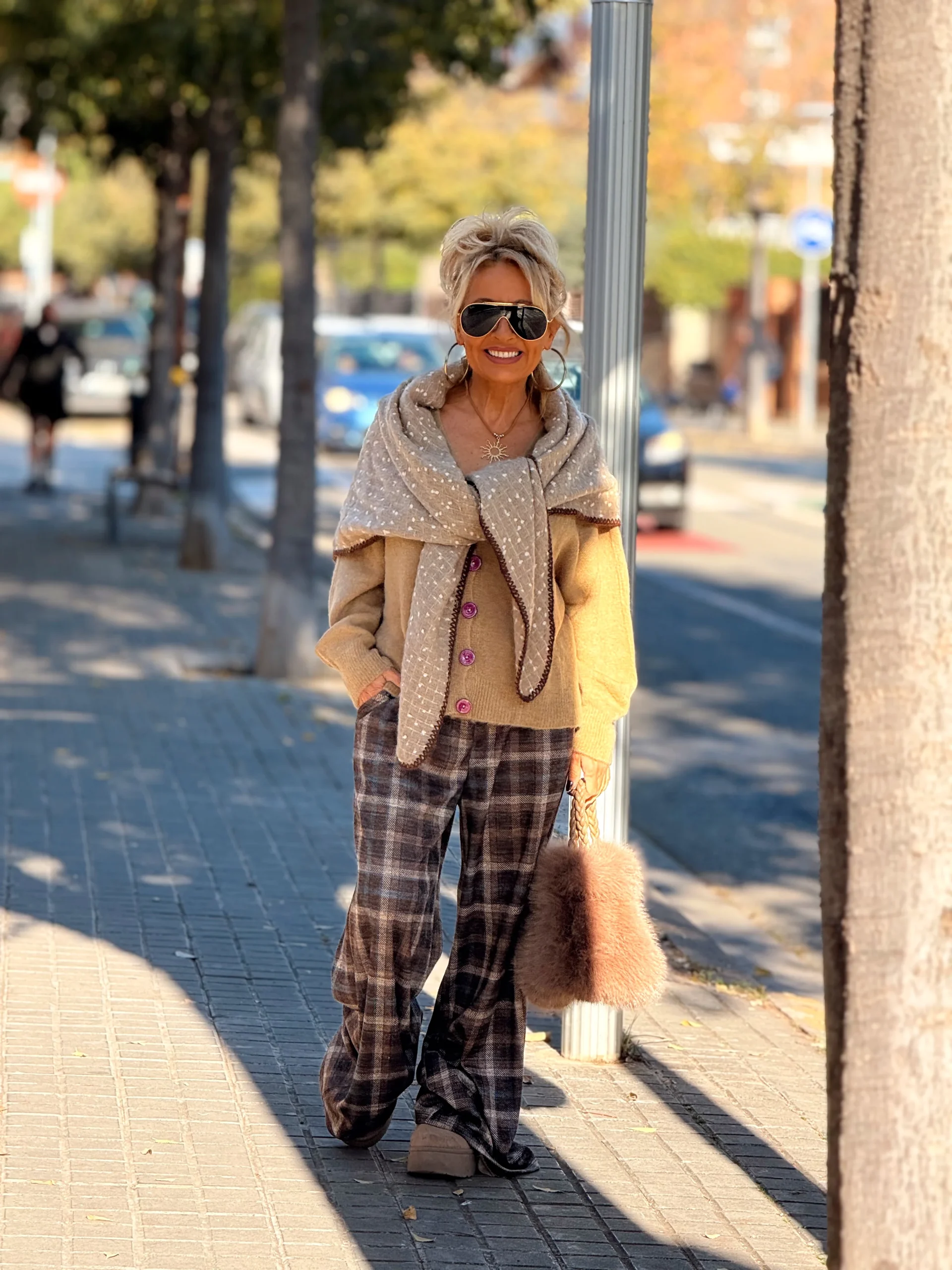 PANTALON CUADROS NOAH MARRÓN - Imagen 5