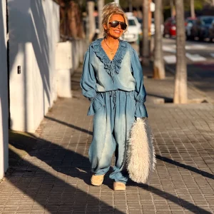 BLUSA VAQUEROS VOLANTE MULTICOLOR