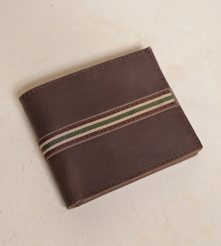 Billetera Color Café Para Hombre Ref. 125021225