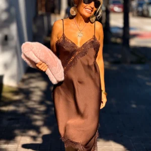 VESTIDO LENCERO LOLA MARRÓN