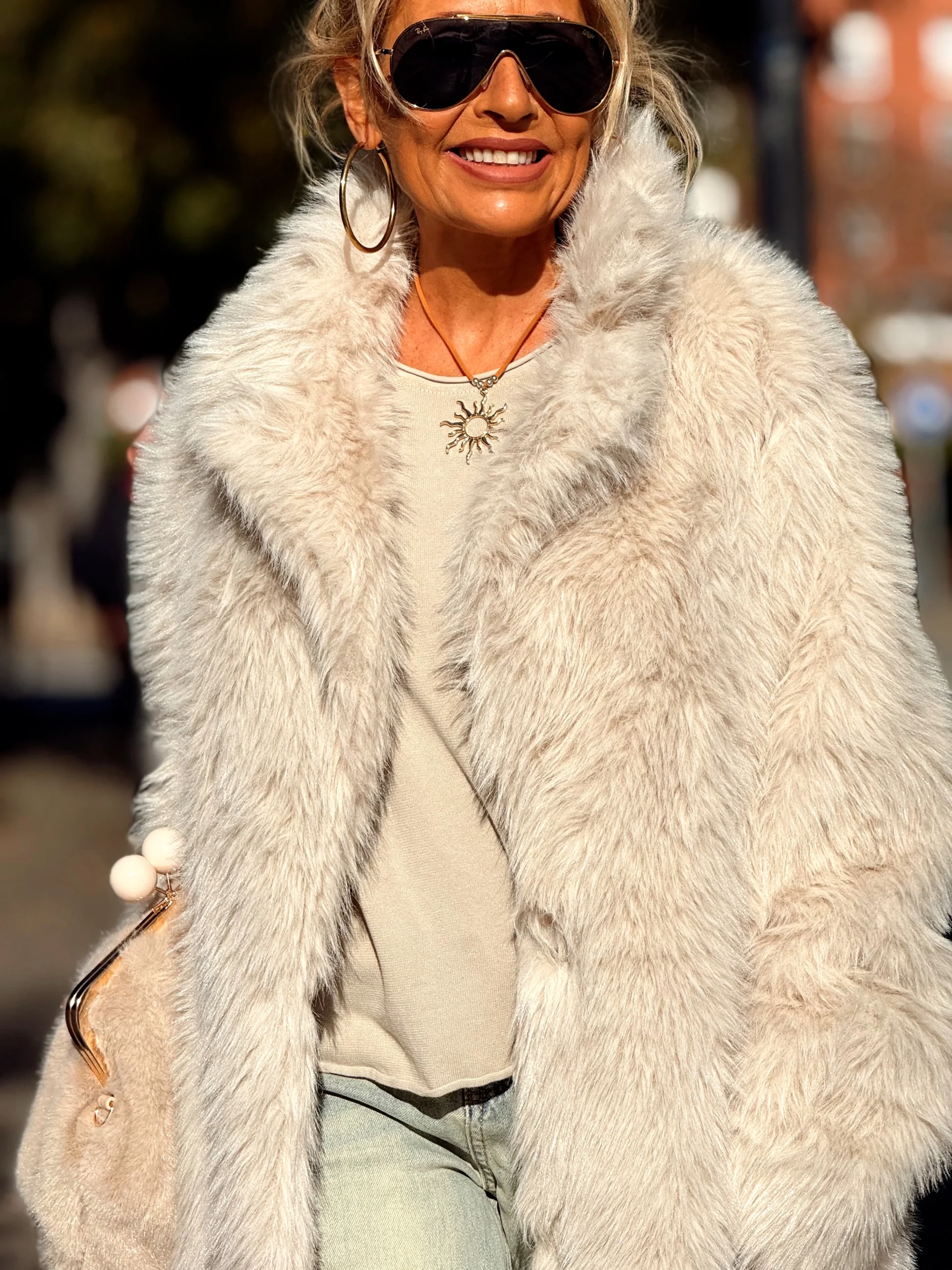 ABRIGO PELO SINTÉTICO OVERSIZE JULIA MULTICOLOR - Imagen 7