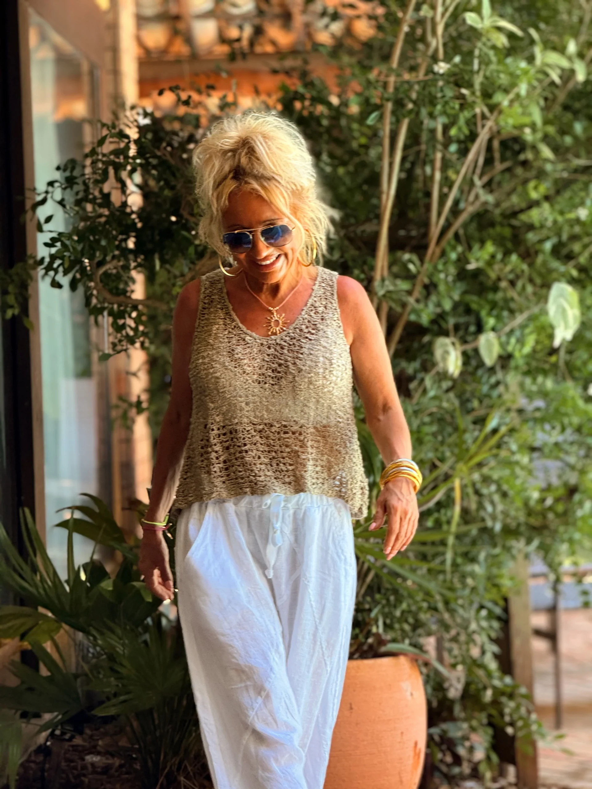 TOP AGUJEROS LUISA TOPO - Imagen 6