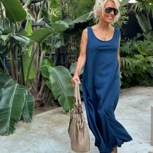 VESTIDO TULIPA AZUL MARINO