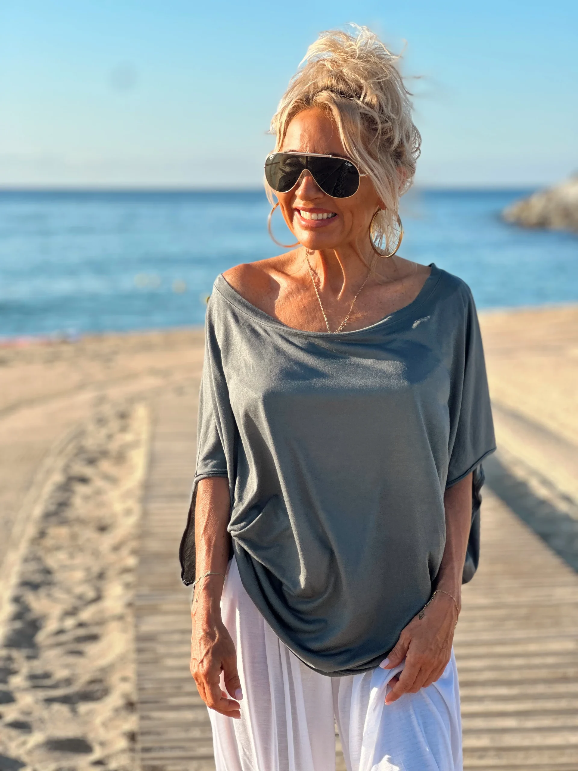 CONJUNTO OVERSIZE TÚNICA-PANTALON AMELIE GRIS-BLANCO - Imagen 3