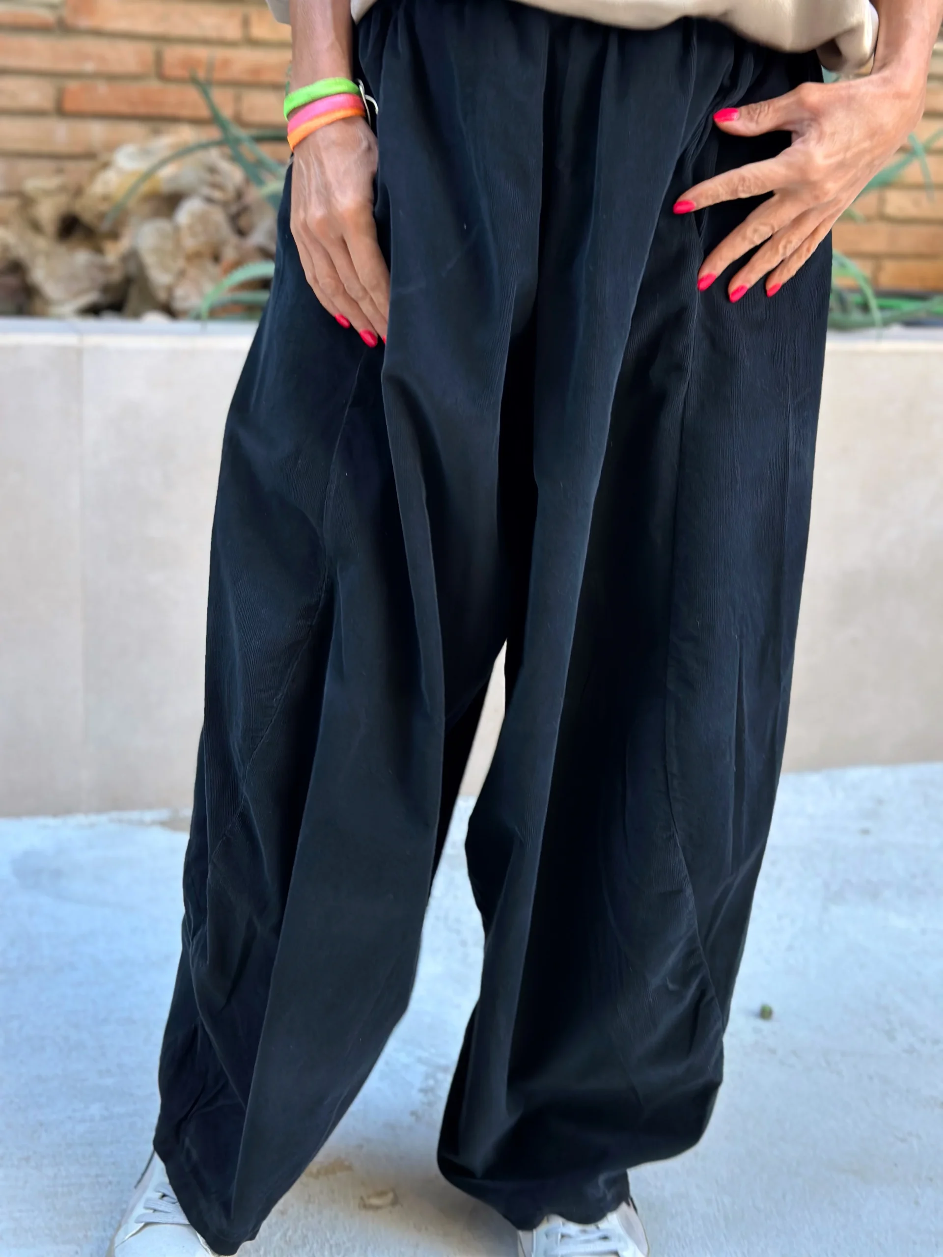 PANTALON DE PANA MIA NEGRO - Imagen 7