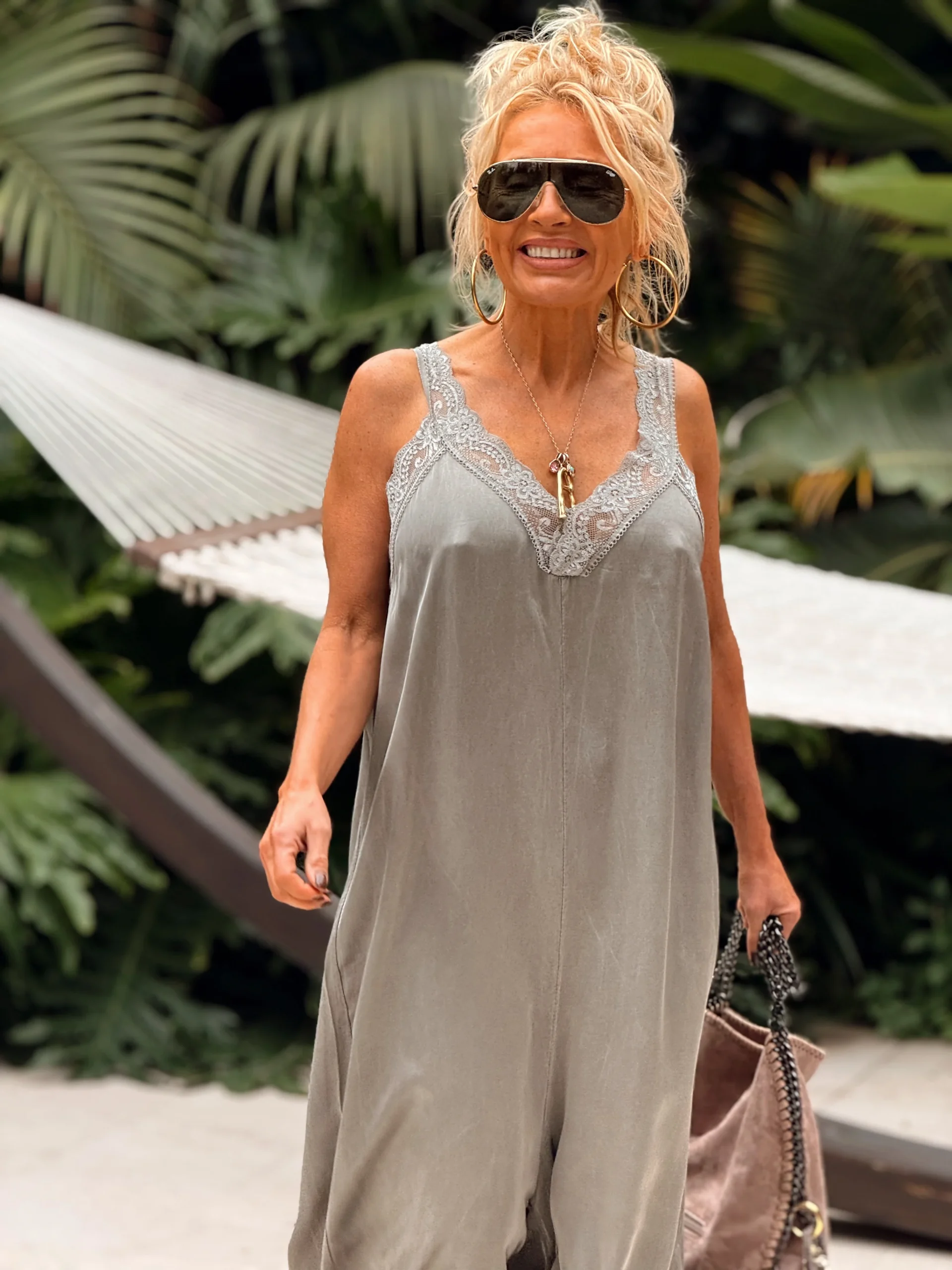 MONO LENCERO OVERSIZE LIOR TOPO - Imagen 6