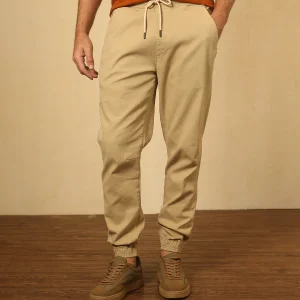 Jogger Tejido Plano Color Arena Ref. 135010625