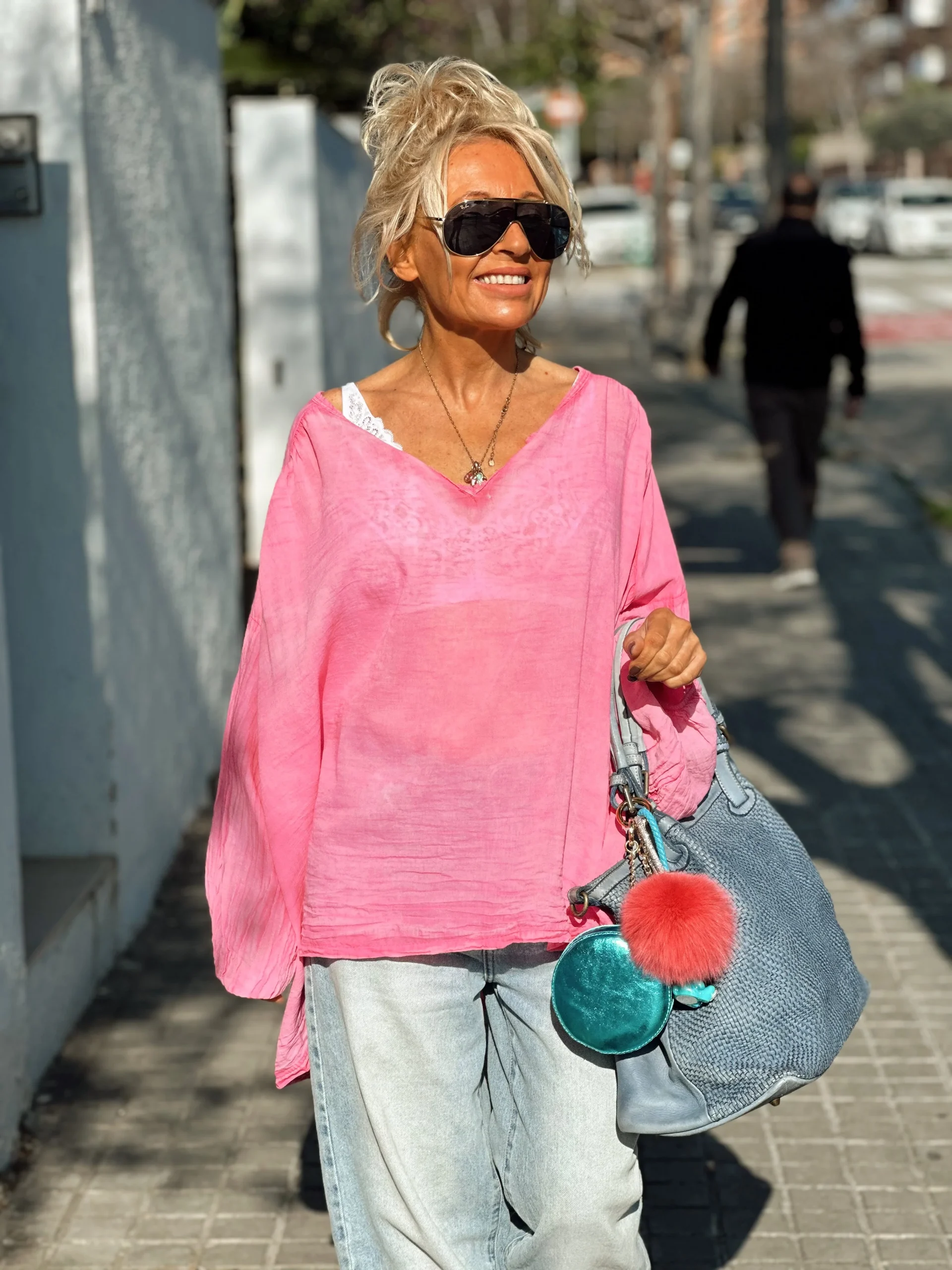 BLUSA SUPER OVERSIZE LUPA MULTICOLOR - Imagen 6