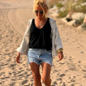 CAZADORA CON CAPUCHA LINO KEYLA MULTICOLOR