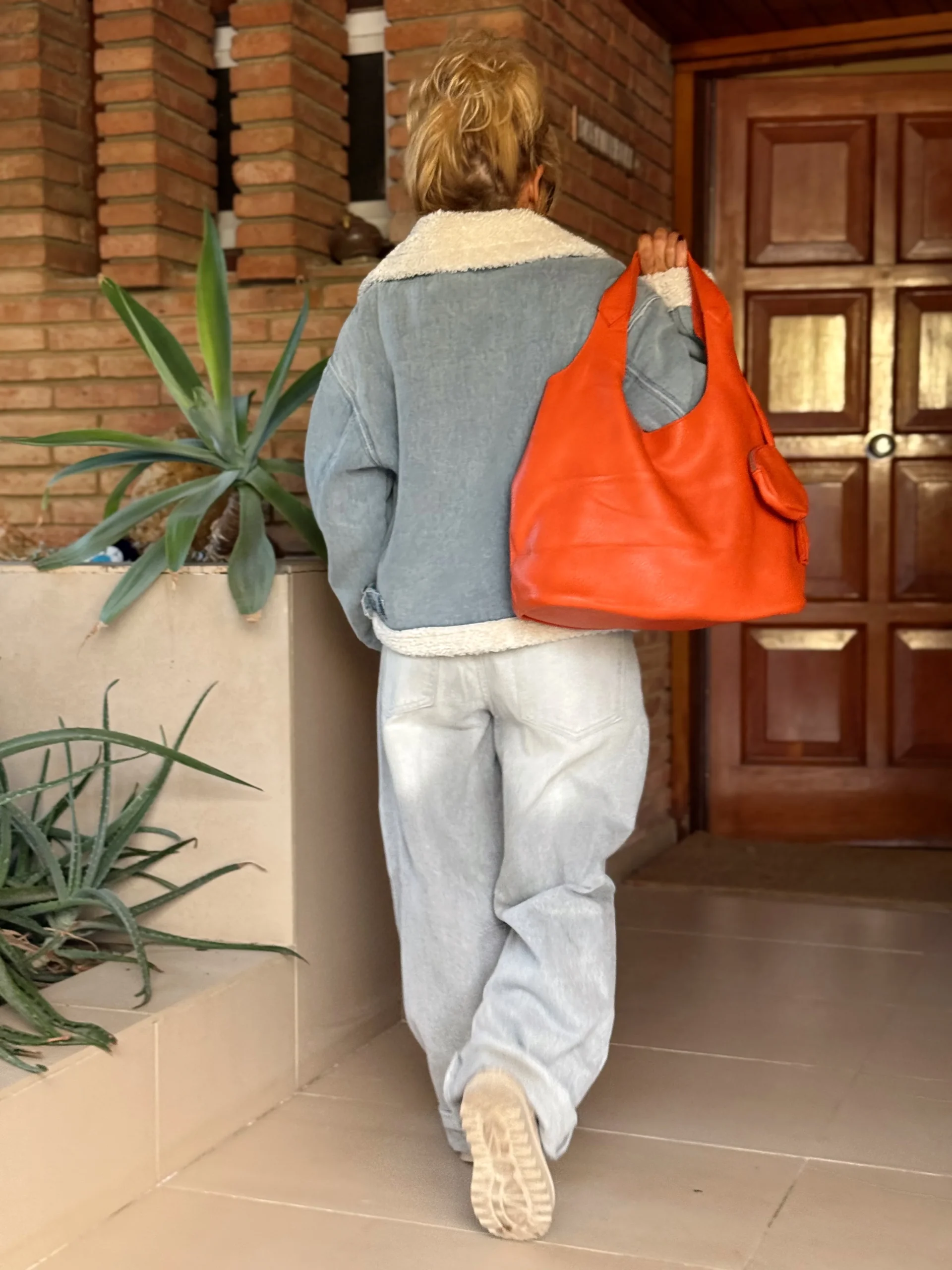 CAZADORA TEJANO CON FORRO PELO SINTÉTICO CRUDO - Imagen 4