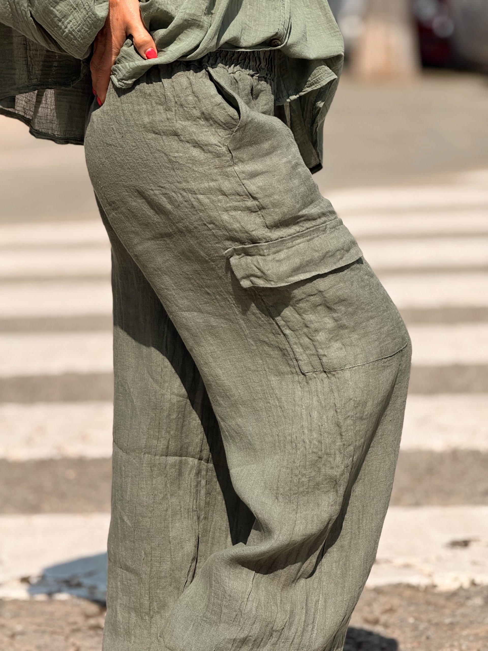 PANTALON LINO CARGO KAKI - Imagen 6