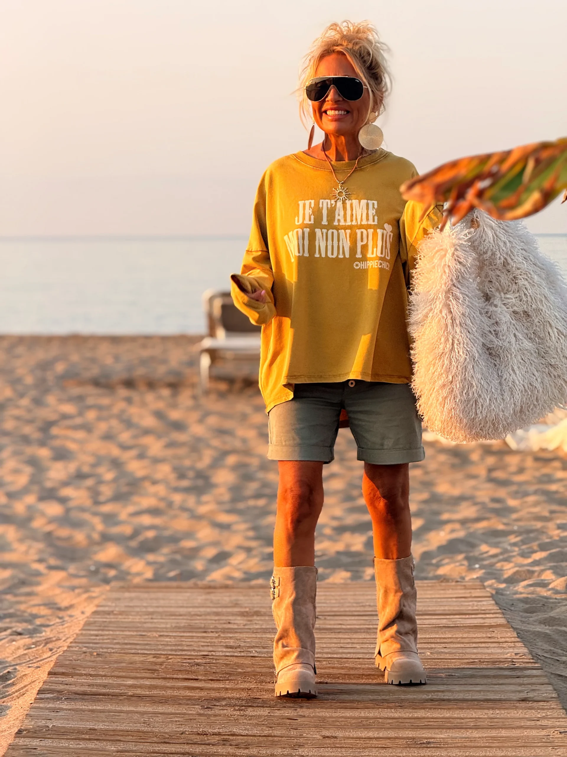 SUDADERA OVERSIZE JE T’AIME MOI NON PLUS MULTICOLOR - Imagen 6