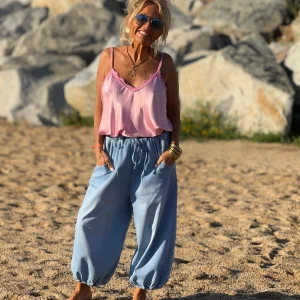 JEANS CORTO CON GOMA TEJANO