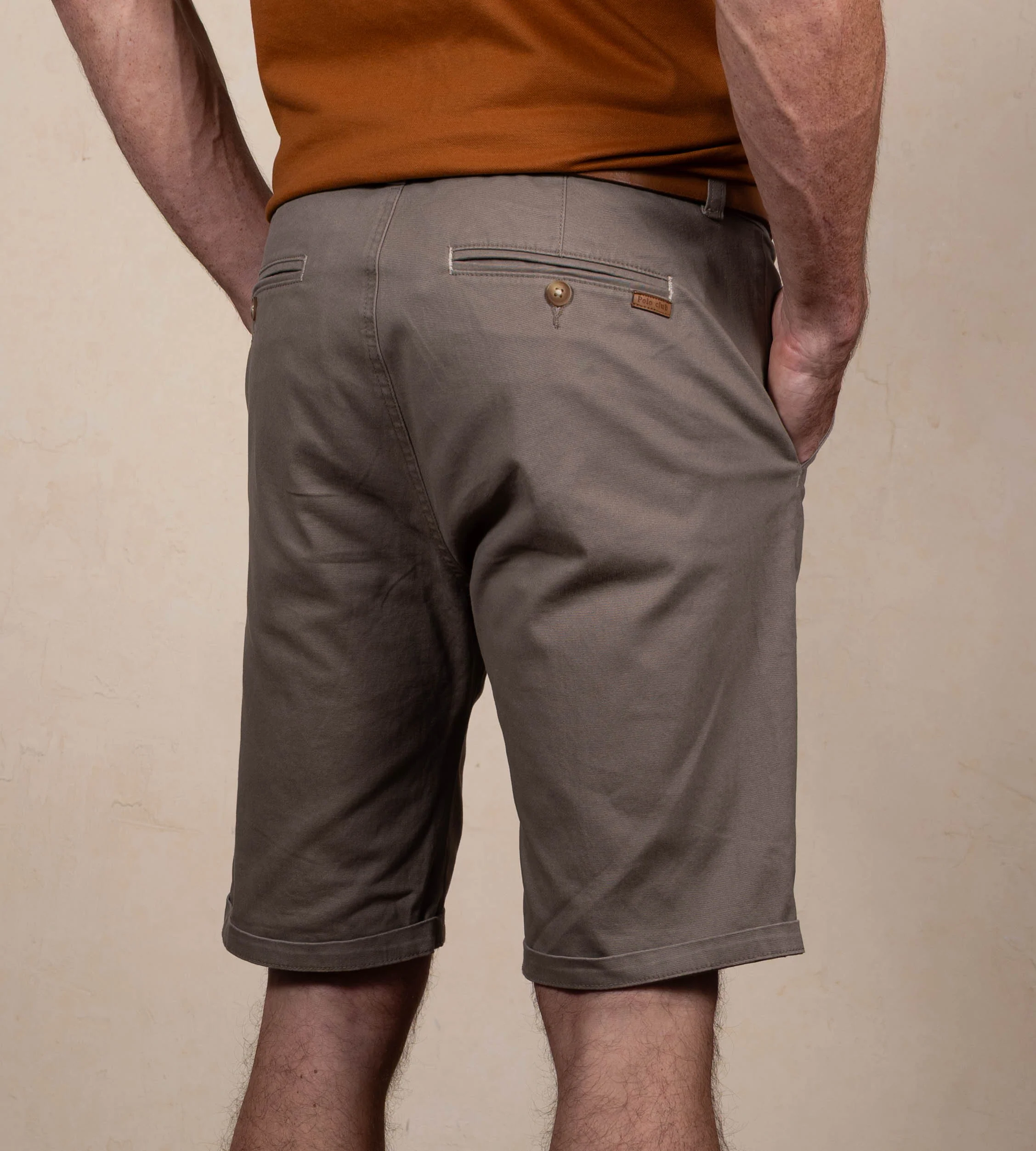 Bermuda Tejido Plano Color Taupe Ref. 117081125 - Imagen 3