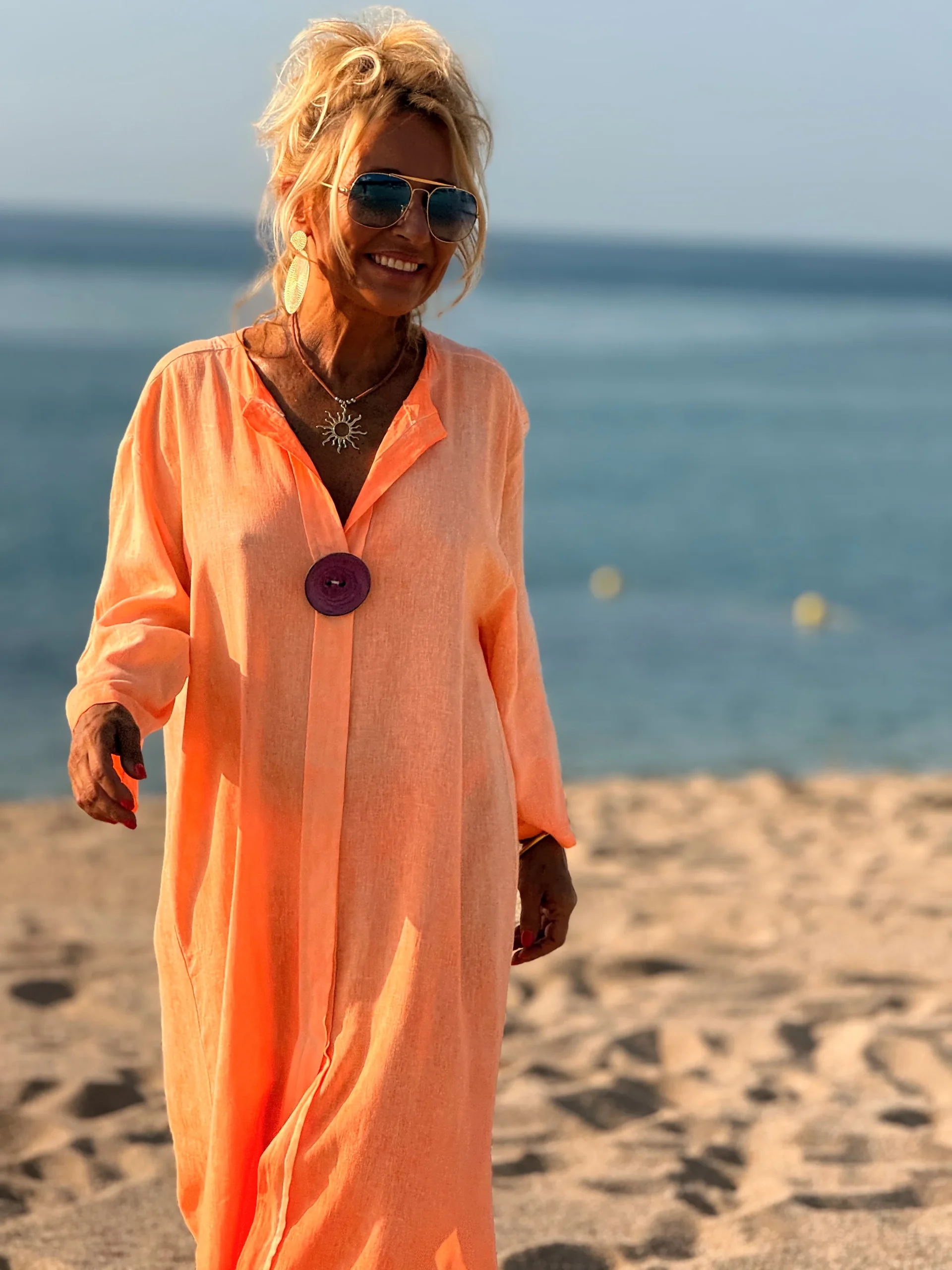 VESTIDO CON BOTONES MULTICOLOR - Imagen 6