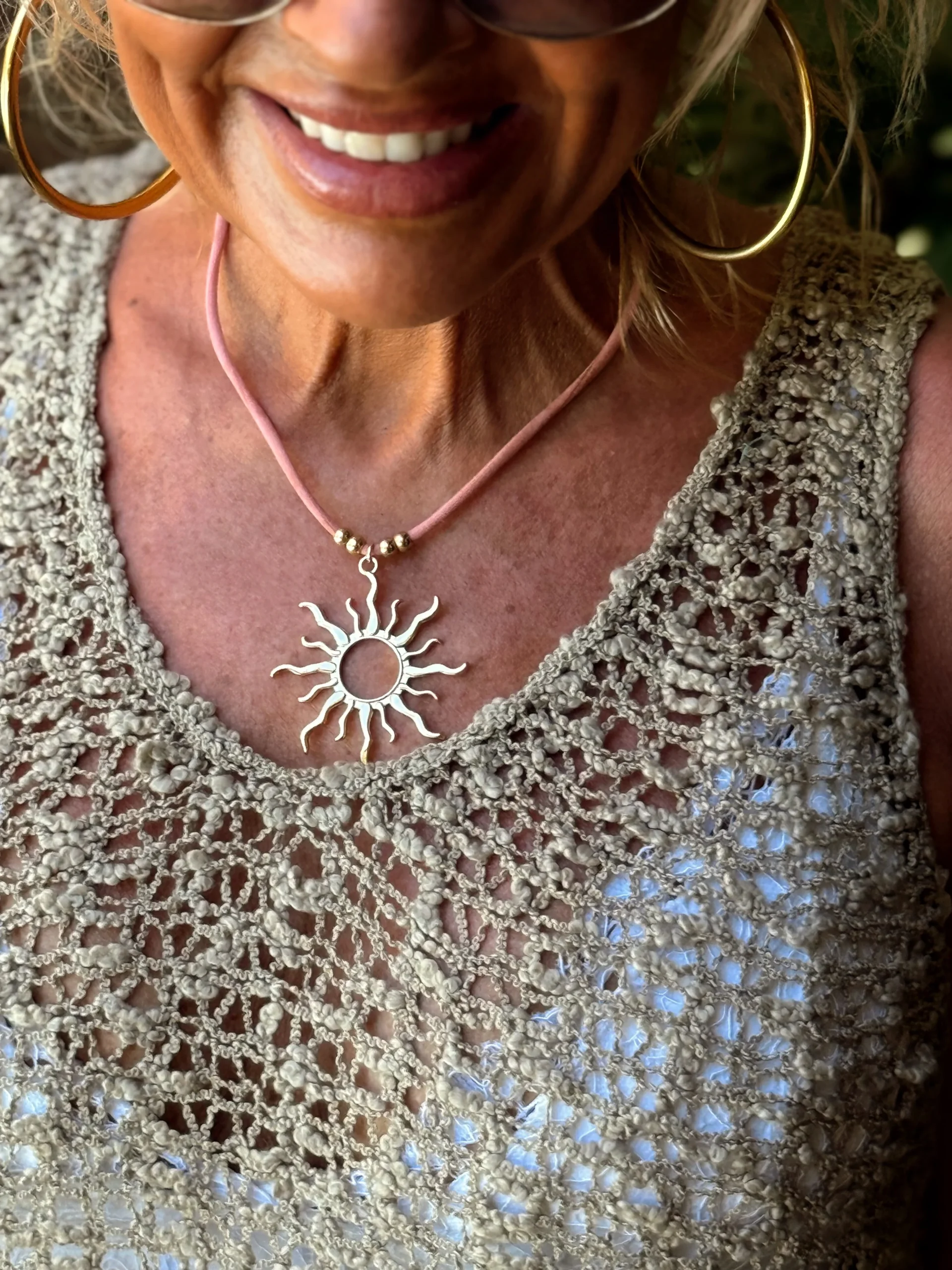 TOP AGUJEROS LUISA TOPO - Imagen 5