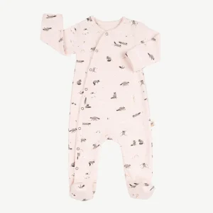 Enterizo con pies 'frolicsome raccoons' pearl