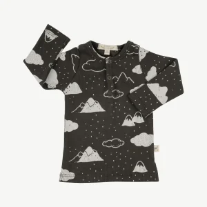 Polo henley 'amongst the clouds' beluga