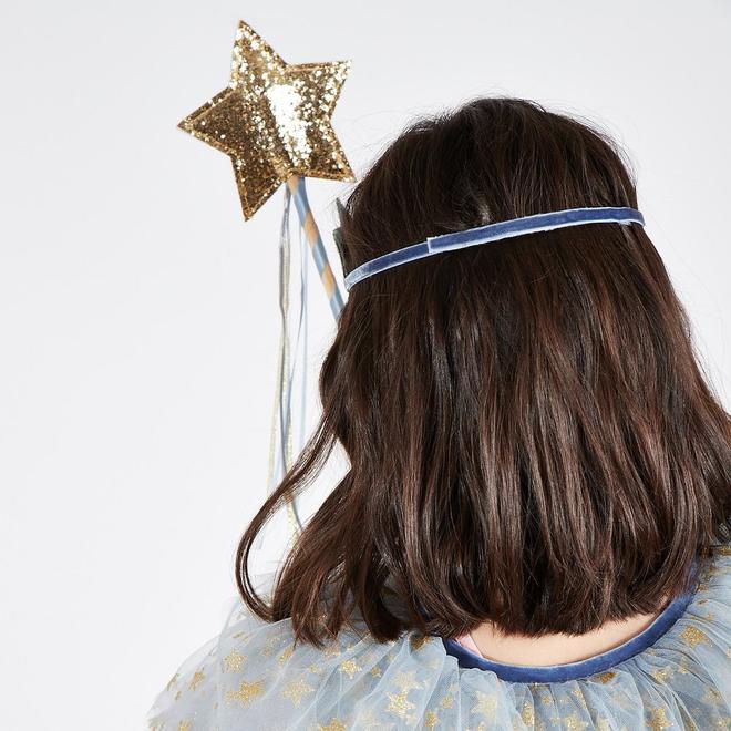 Disfraz - Capa de tul y estrellas con corona y varita - Imagen 6