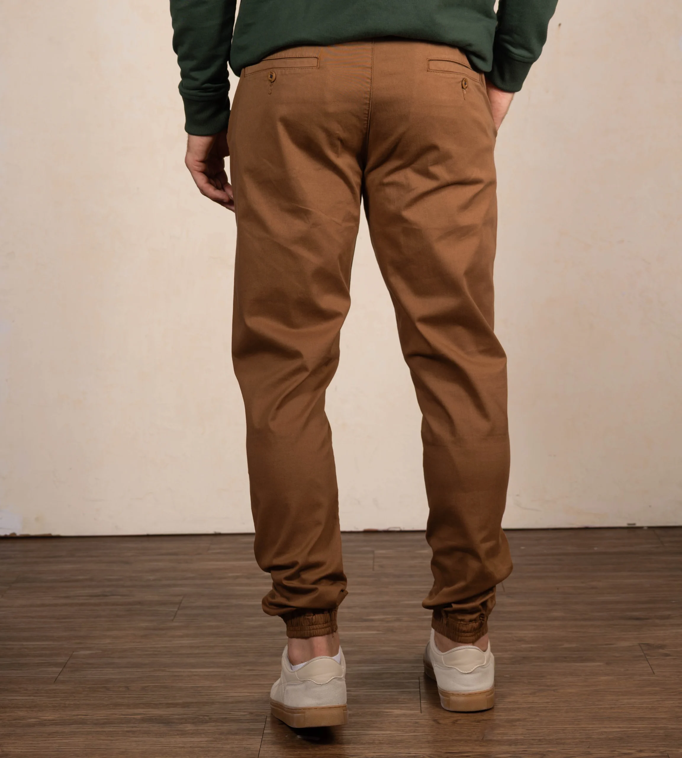 Jogger Tejido Plano Color Tabaco Ref. 135021225 - Imagen 3