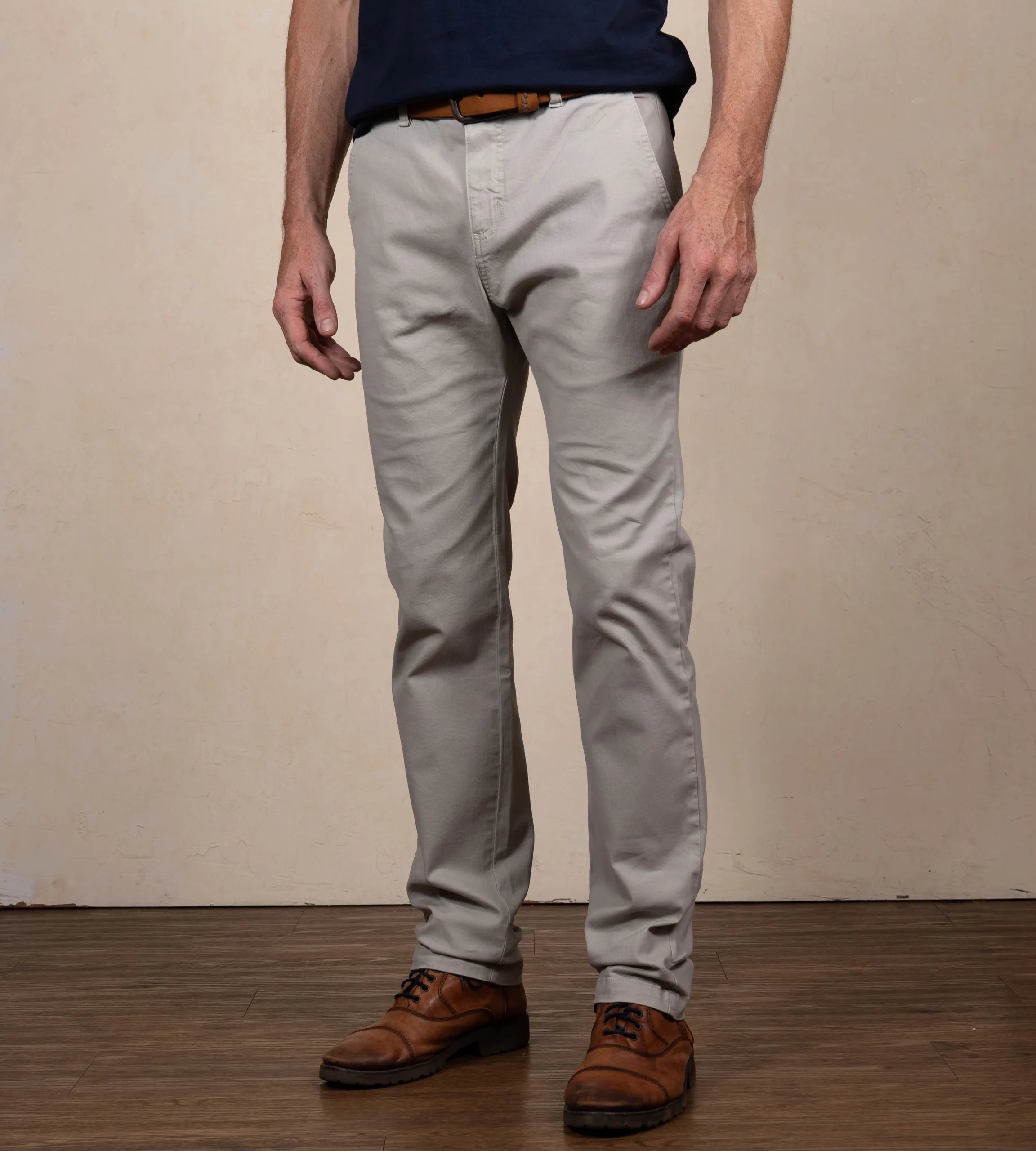 Pantalón Clásico Color Gris Ref. 111011125