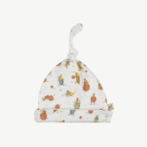 Gorro 'juggling beetles' ivory