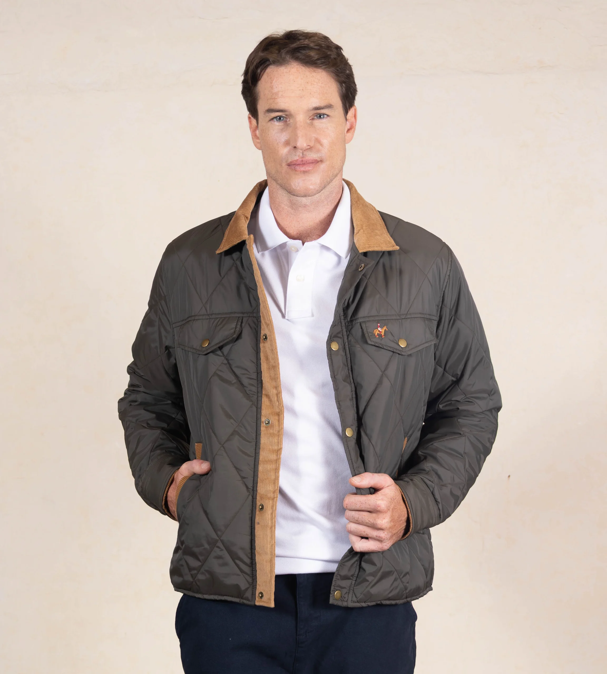 Chaqueta Abullonada Color Verde Militar Ref. 132041225 - Imagen 3