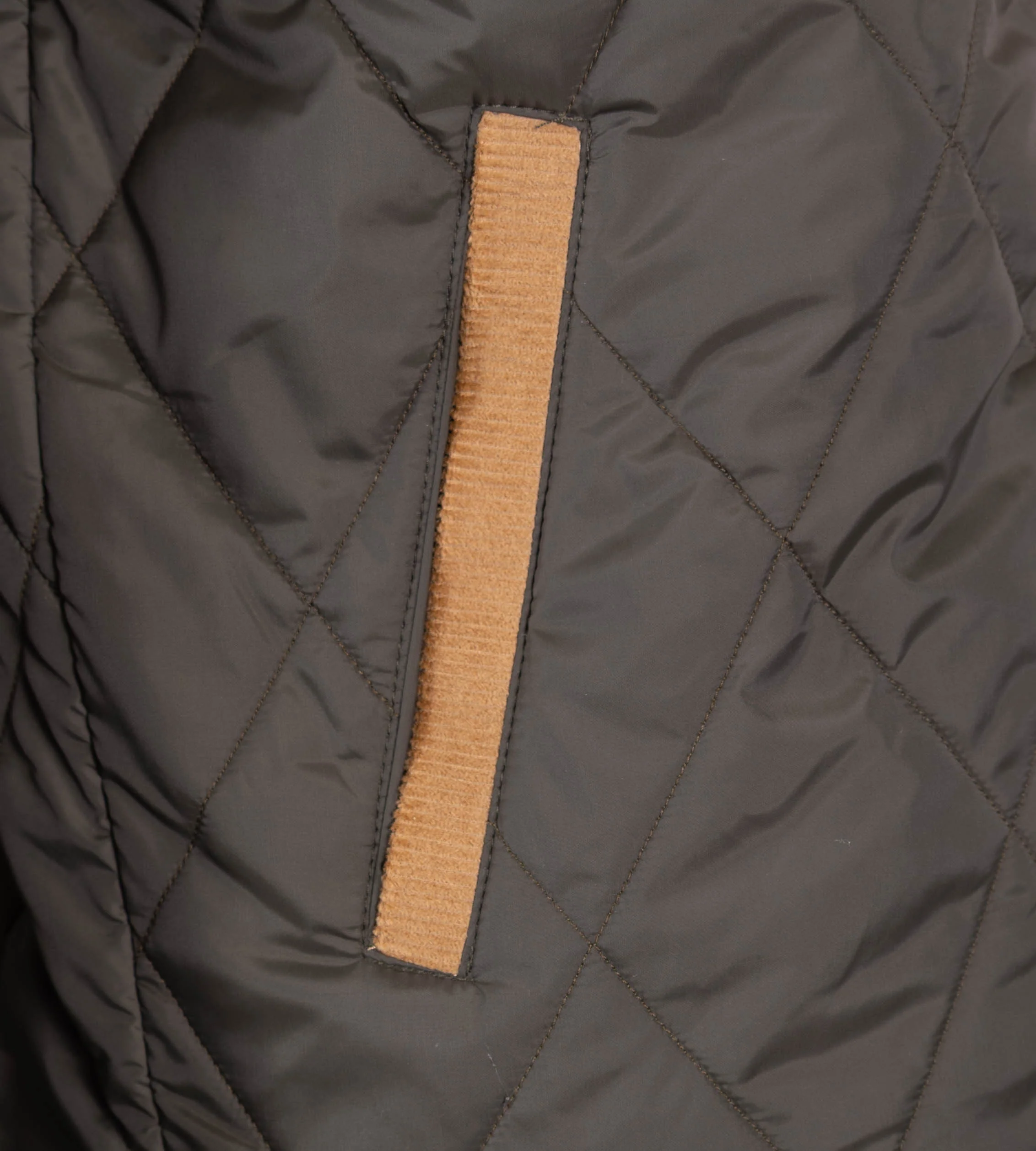 Chaqueta Abullonada Color Verde Militar Ref. 132041225 - Imagen 4