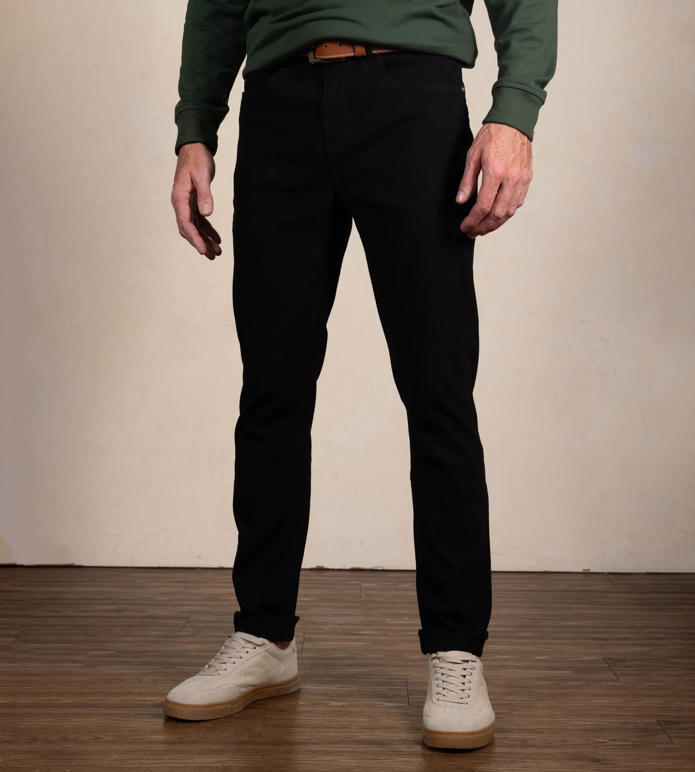 Pantalón Clásico Color Negro Ref. 111091225